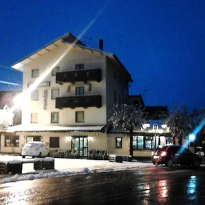 Capriolo Hotel